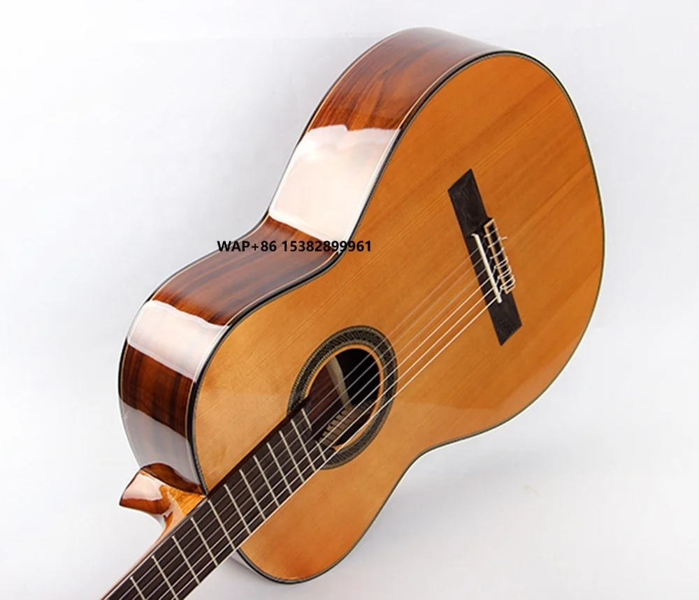 Musical Instrument In Chinese - CH-G830SS Guitare classique de haute qualité